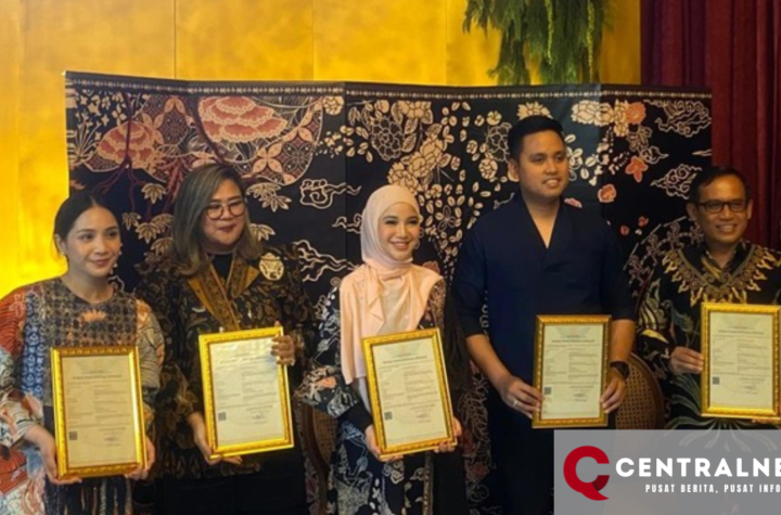 Bupati Kendal Ajak Batik 'Kendil Emas' Masuki Pasar Internasional