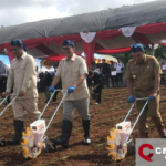 Polda Banten Salurkan Bantuan dan Tanam 64.875 kg Bibit Jagung di Lebak